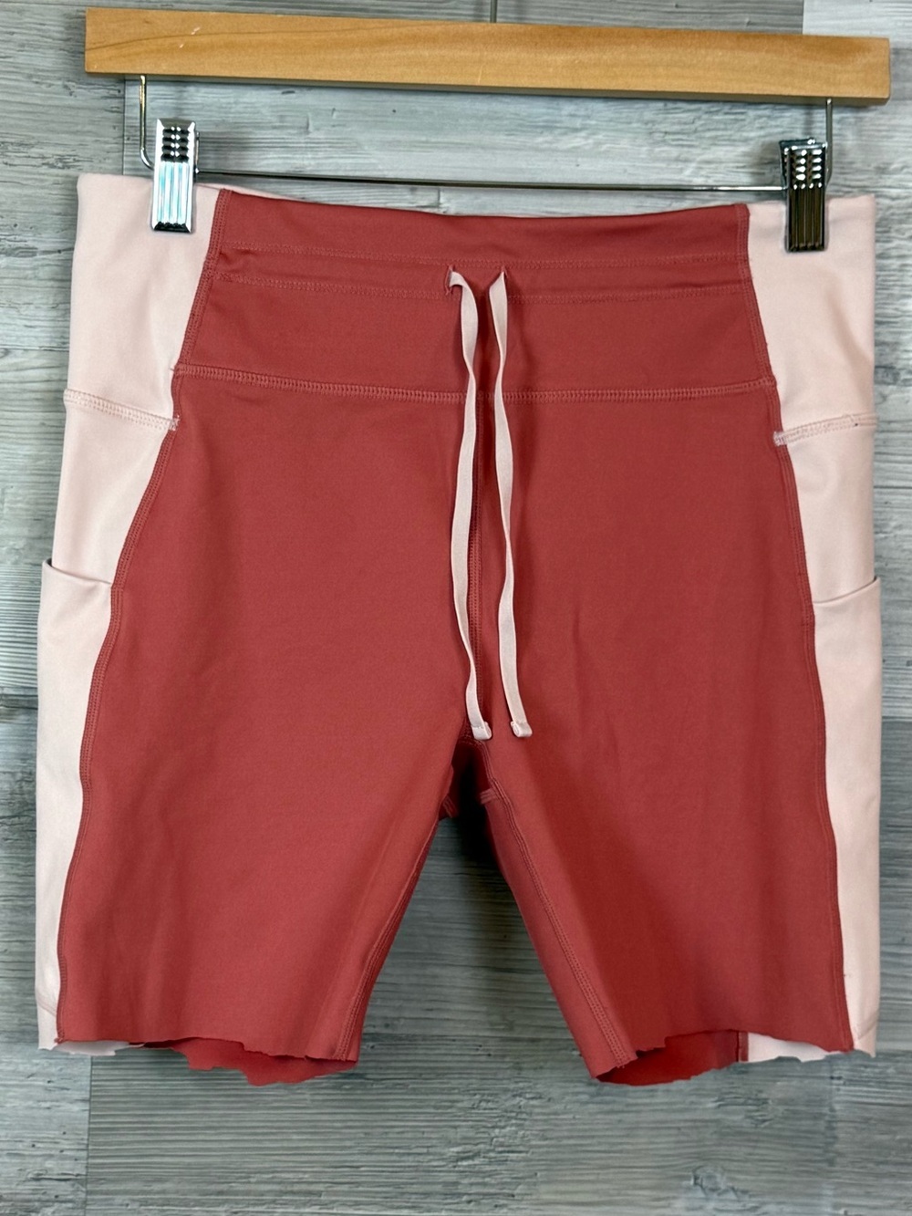 Fabletics UltraCool Colorblock Biker Shorts M Pink Rust High Waist Side Pockets